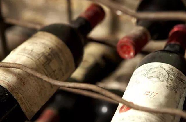 如何解读葡萄酒的年份、保质期、适饮期、灌装期